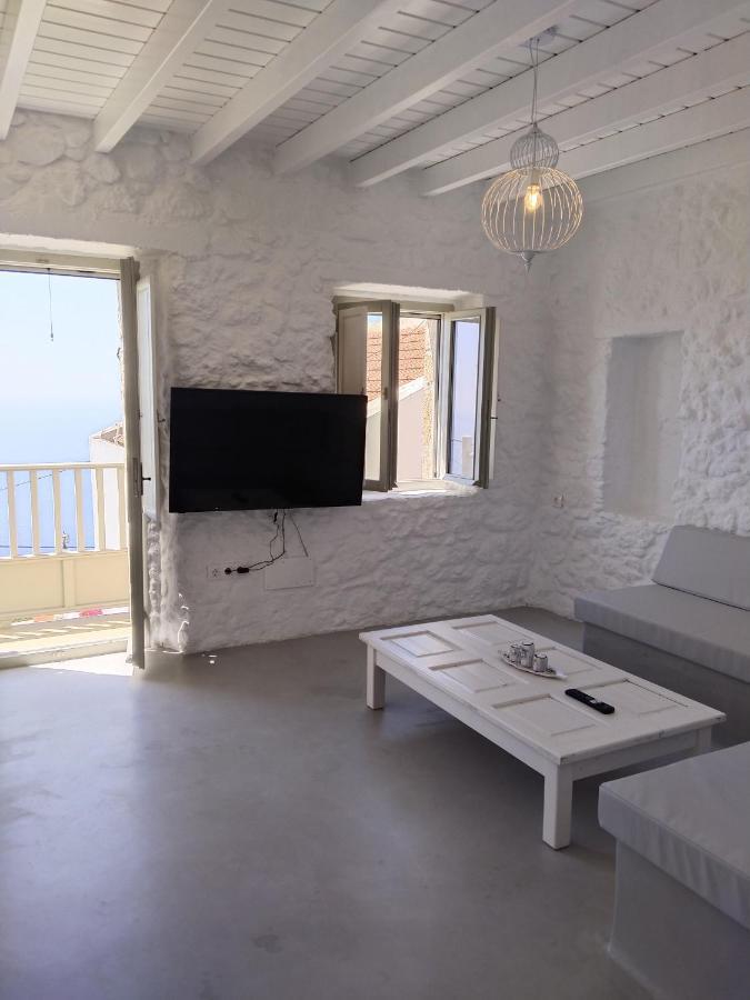 Oniropagida Nisyros Apartments #2 Nikia View Esterno foto